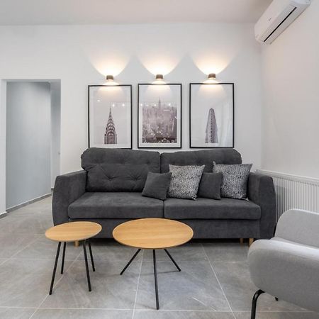Relax Apartament In Piata Universitatii ブカレスト エクステリア 写真