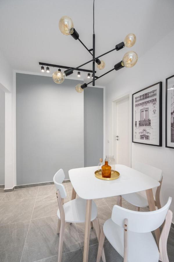 Relax Apartament In Piata Universitatii ブカレスト エクステリア 写真