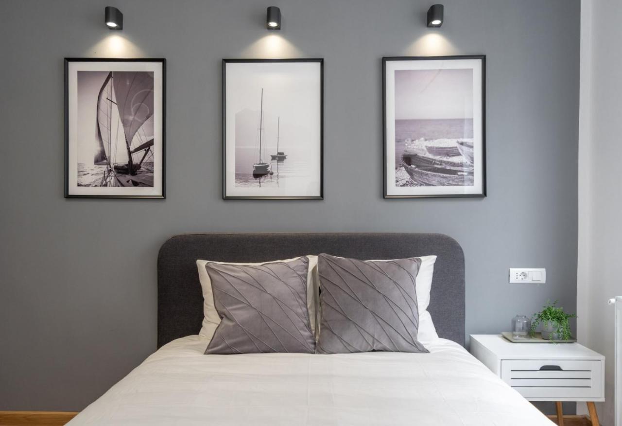 Relax Apartament In Piata Universitatii ブカレスト エクステリア 写真